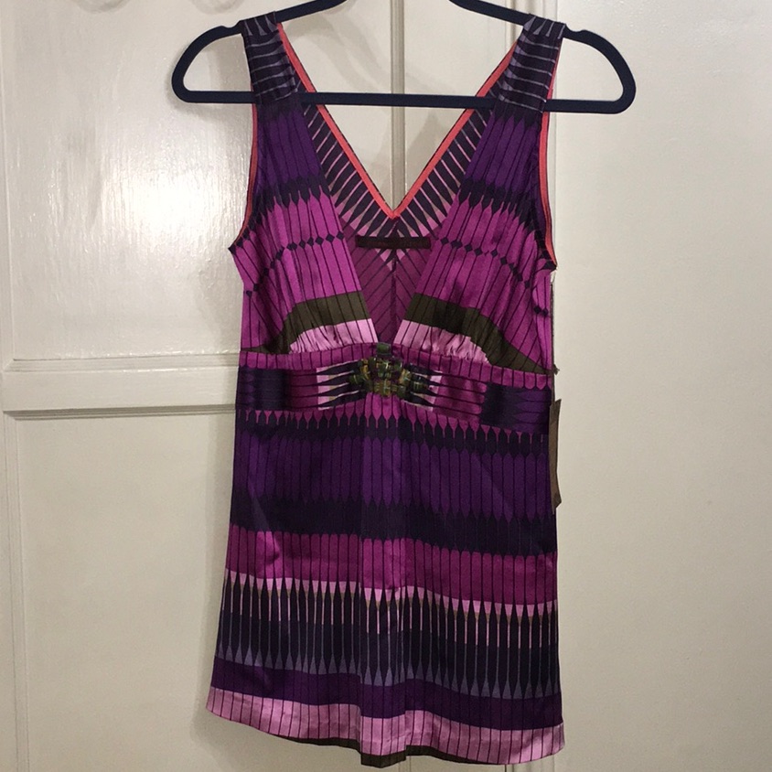 A Commom Thread Top